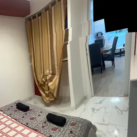 Location Saisonniere Apartment *